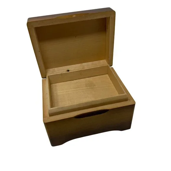 Vintage Reuge wood hinged music box 4" x 3" Hand Carved Floral Switzerland - Picture 3 of 7